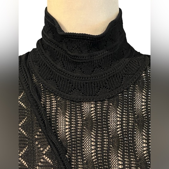 Givenchy Women’s Asymmetrical Open Knit Black Mock Neck Sweater Size XS - Picture 4 of 16